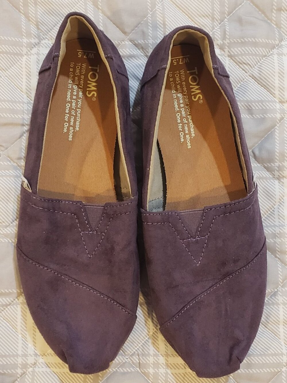 Toms Women's Classic Alpargata purple/plum suede slip ons size 7.5 NWOB